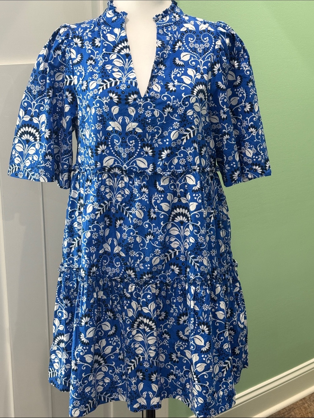 Sugarlips Blue and White Floral Mini Dress. Size XS